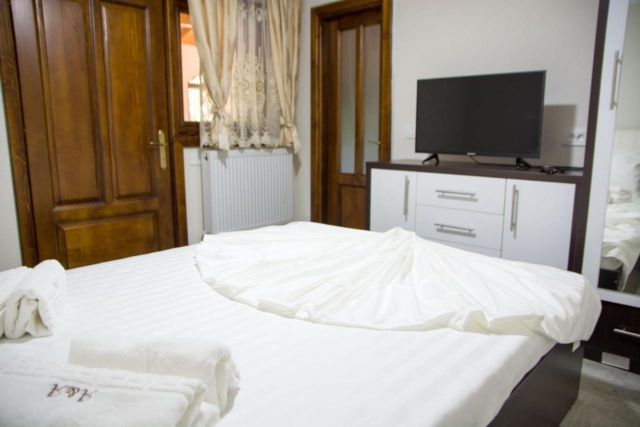 Casa Alex Si Alexia Hotel Jiblea Veche Bagian luar foto